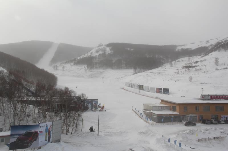 滑雪场.JPG